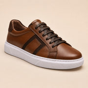 Sneaker SAYRO Cognac en cuir véritable, vue trois quarts